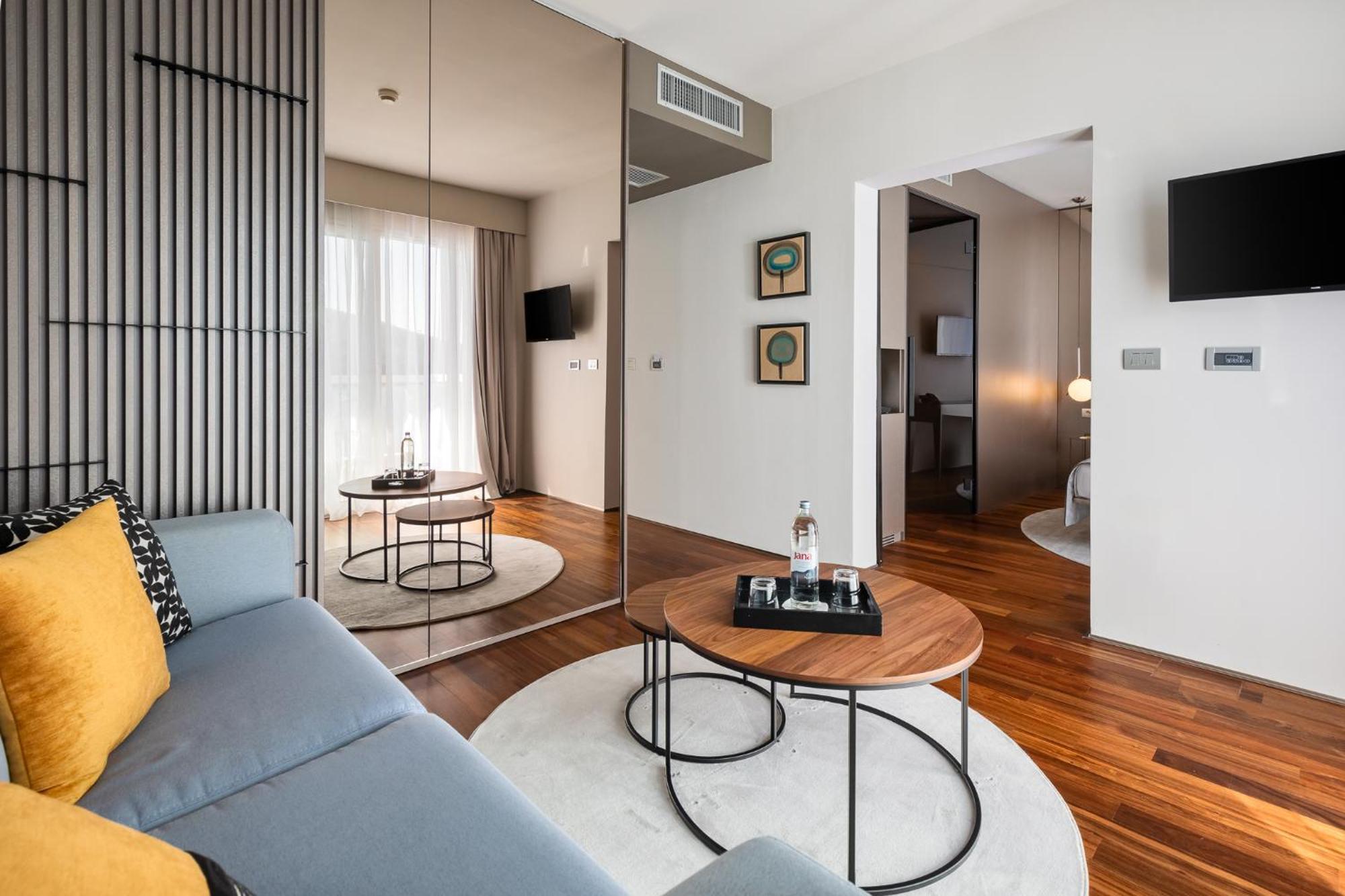 Boutique Hotel Adoral 라벡 외부 사진