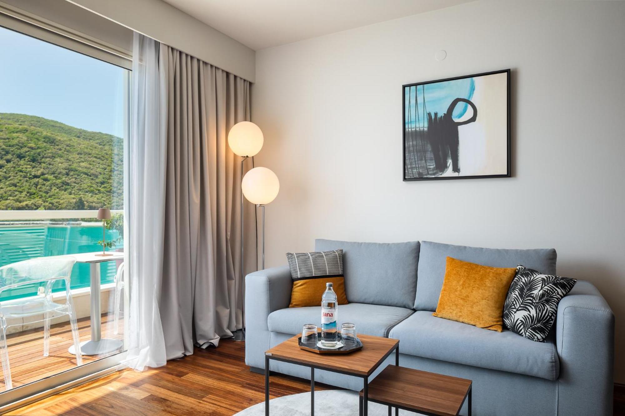 Boutique Hotel Adoral 라벡 외부 사진