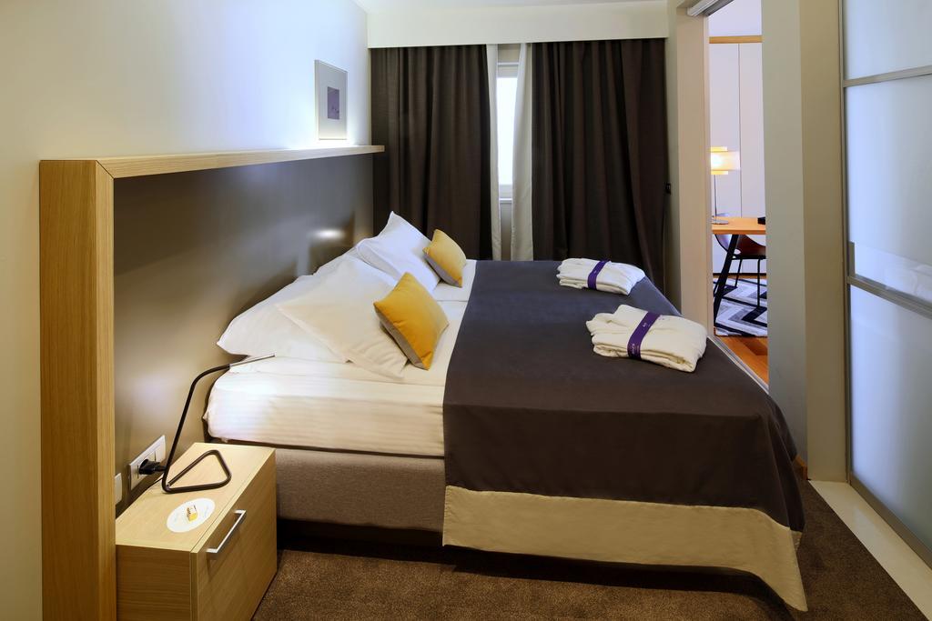 Boutique Hotel Adoral 라벡 외부 사진