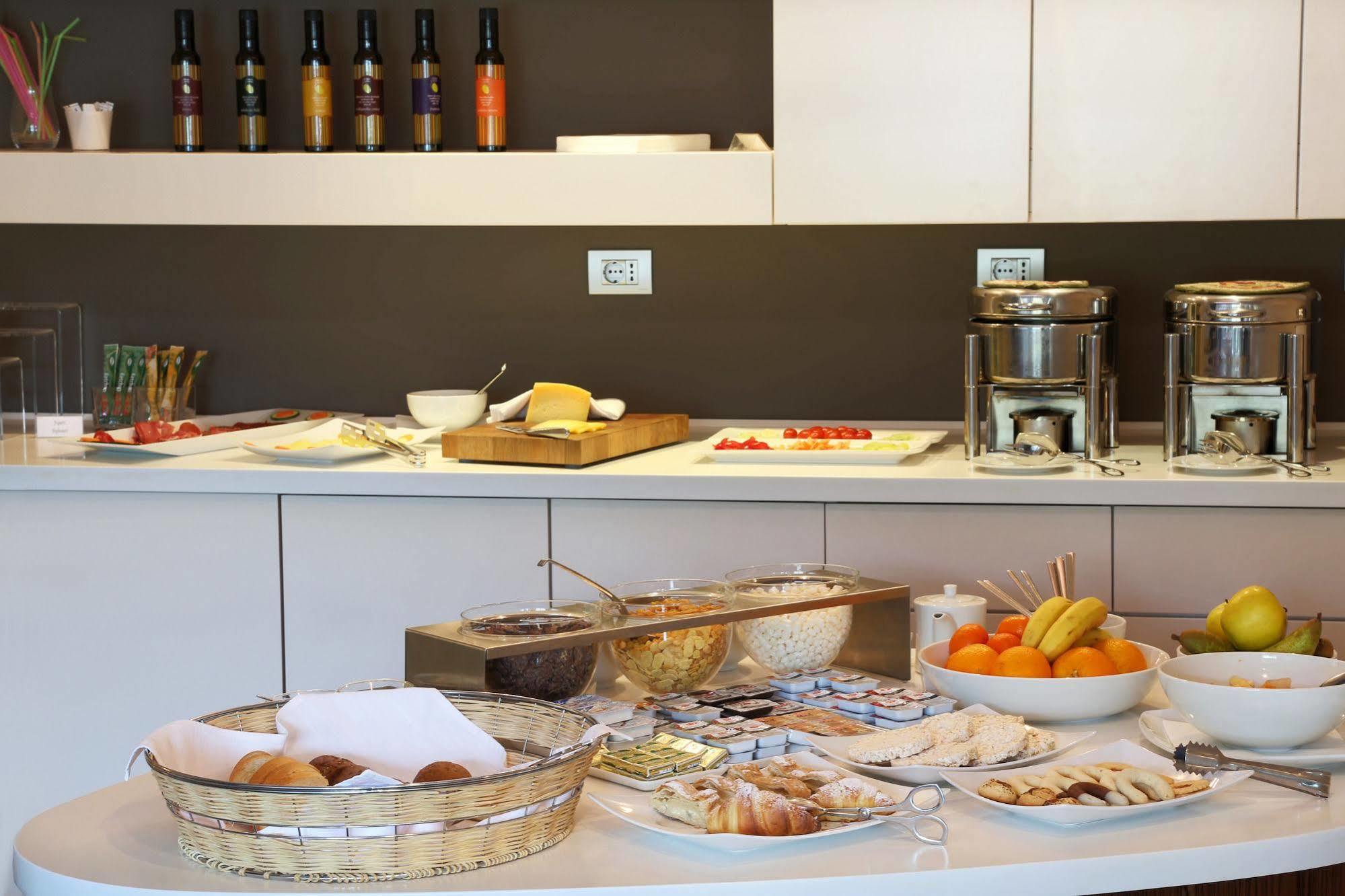 Boutique Hotel Adoral 라벡 외부 사진
